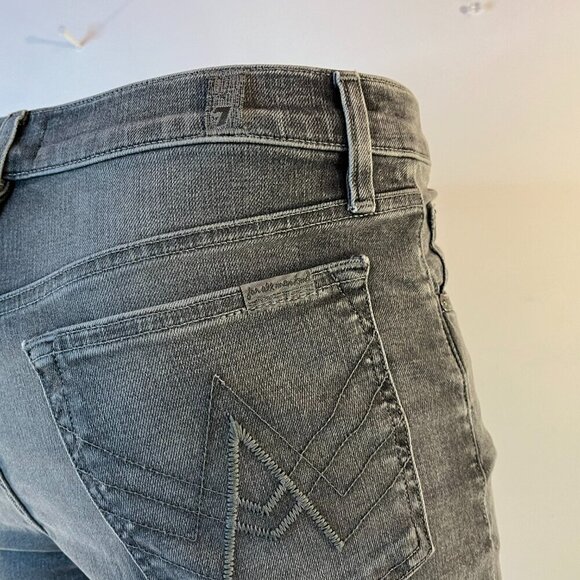 7 for all mankind x Dazzle Men's 11" Grey Denim Shorts - Size 28 - NWT $148 - Picture 5 of 6